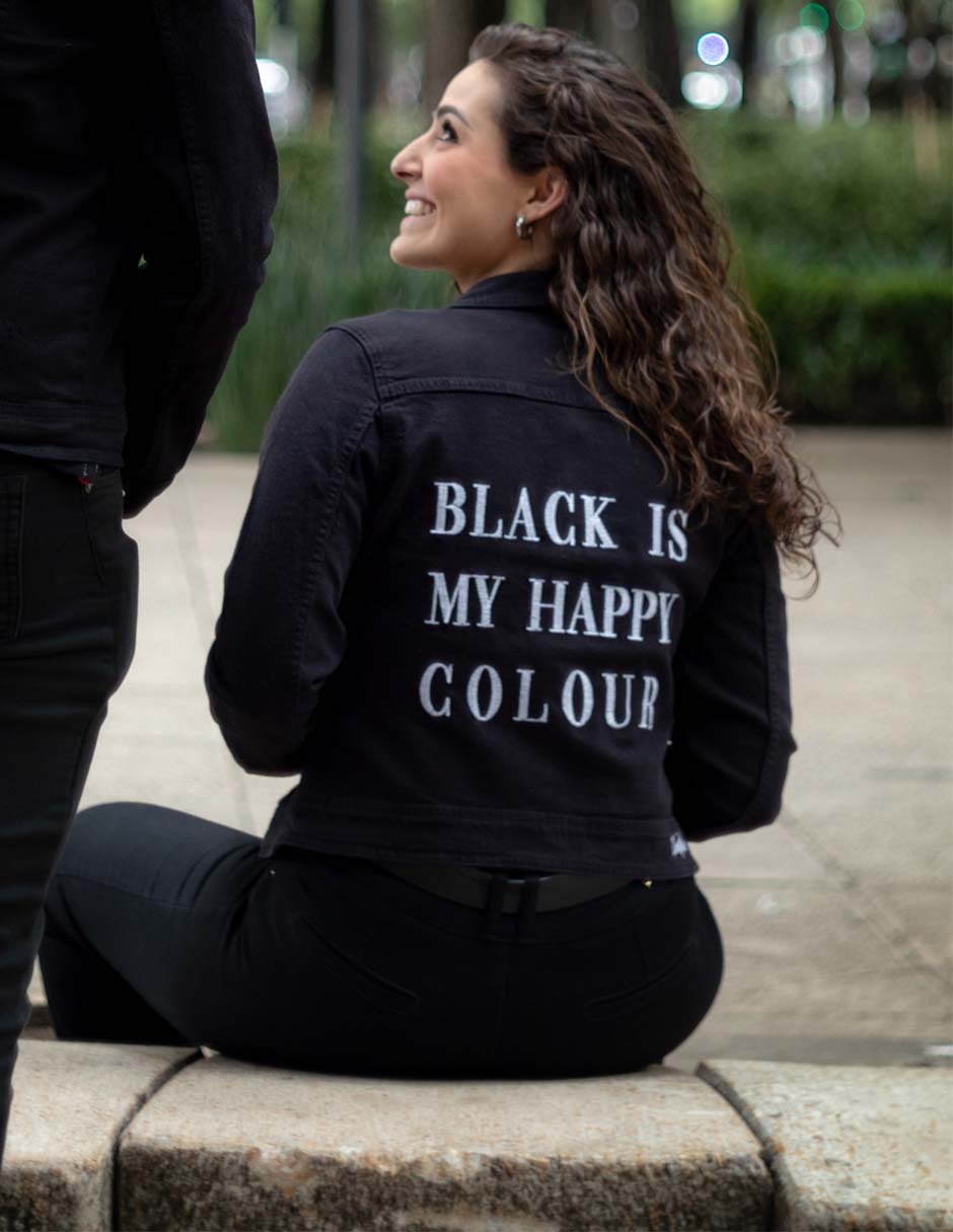 Chamarra De Mezclilla Mujer Negro Indicum Black Is My Happy Colour Slim Fit